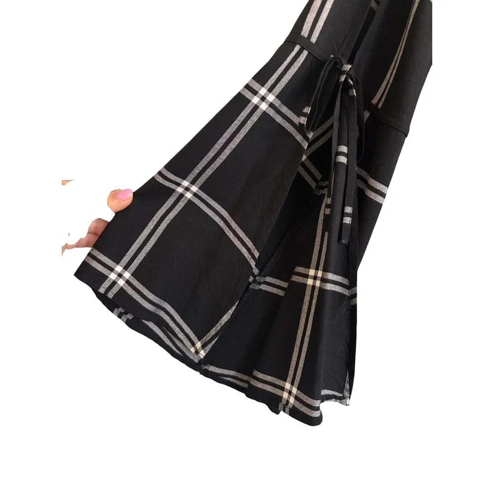 LOFT Black Plaid‎ Embroidered Bell Sleeve Blouse Top Women's Size Medium